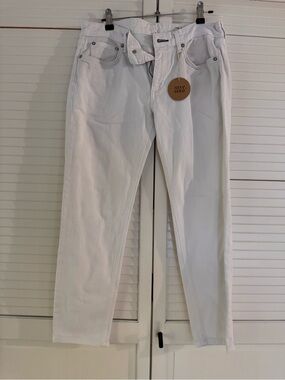 Rag and Bone Classic White Straight-Leg Ankle Jeans